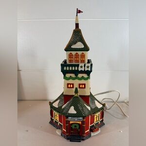 Department 56 Holiday Illuminated Santa’s Lookout Tower